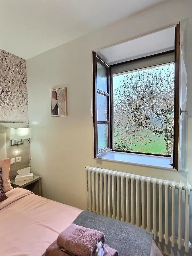 Les Platanes Hotel Gorrevod 0*,